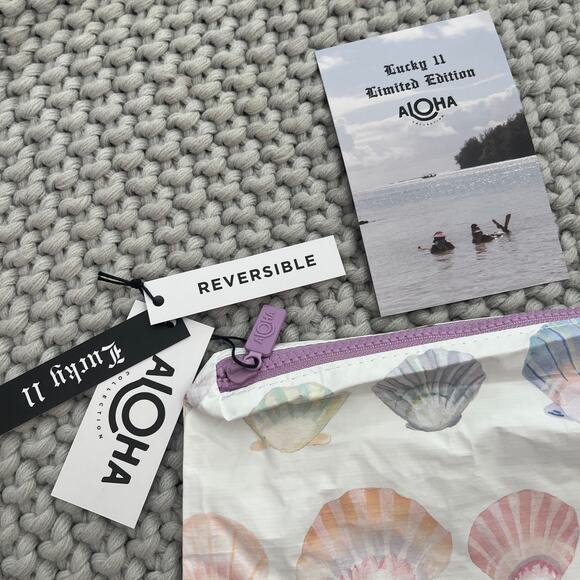Aloha Collection• LUCKY 11 SPECIAL EDITION  OCEAN PAPER SHELLS Max Pouch - Picture 6 of 10